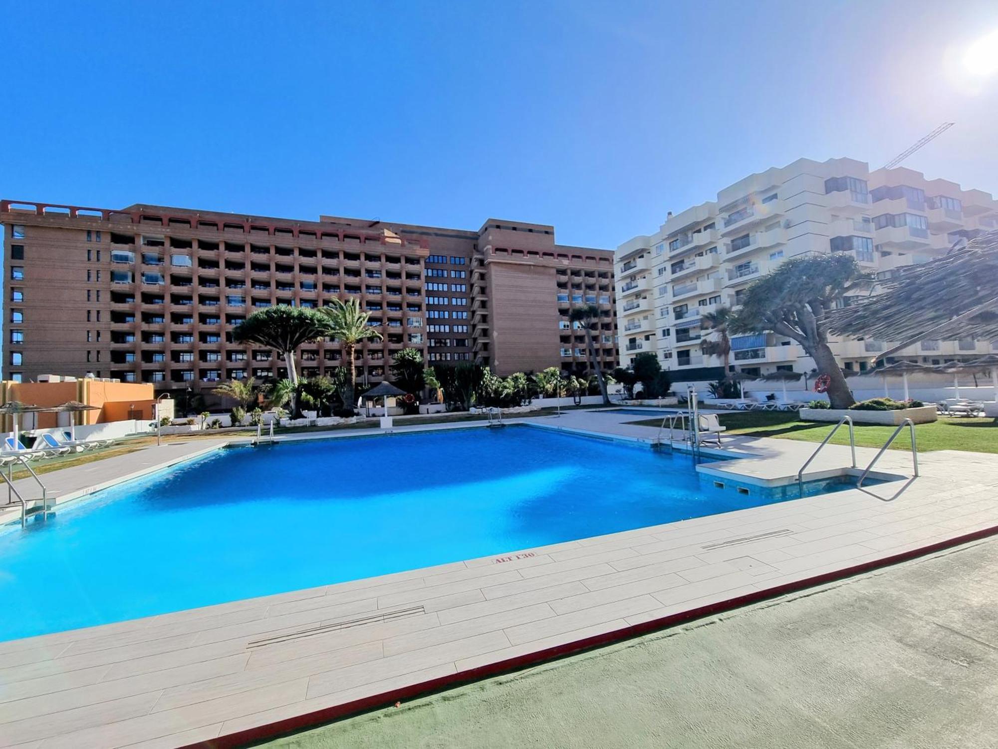 Pyr And Pool I Apartamento *